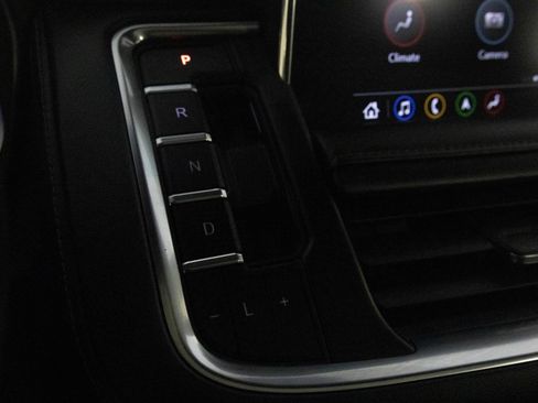 Used 2021 Chevrolet Tahoe LT w/ Rear Media and Nav Package image 19