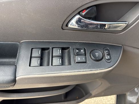 Used 2014 Honda Odyssey EX image 15