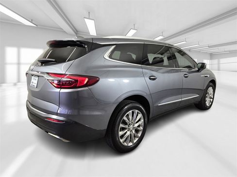 Used 2020 Buick Enclave Premium w/ Sun and Sites Package image 7