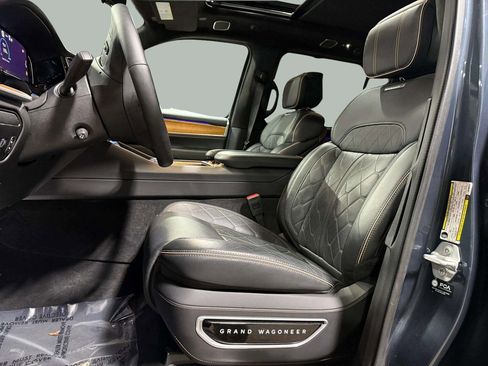 Used 2024 Jeep Grand Wagoneer L Series III image 5
