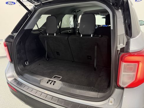 Used 2023 Ford Explorer XLT w/ Equipment Group 202A image 27