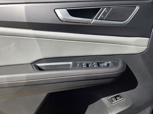 New 2026 Volkswagen Atlas Peak Edition image 18