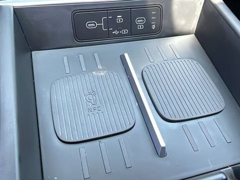 Used 2025 Hyundai Santa Fe XRT AWD/4WD image 16