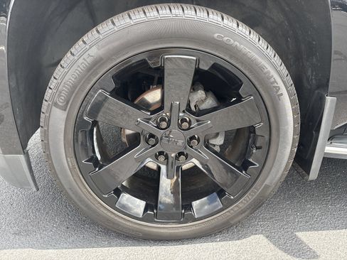 Used 2020 GMC Yukon Denali AWD/4WD image 30