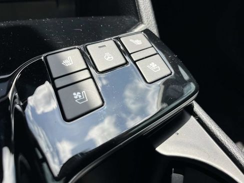 Used 2025 Kia Sportage SX FWD image 43