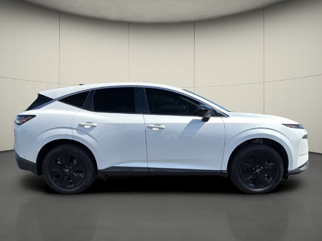 Used 2025 Nissan Murano SV AWD/4WD image 8