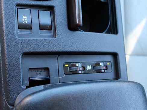 Used 2012 Lexus RX 450h AWD image 33