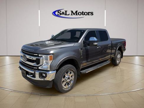 Used 2021 Ford F250 XLT w/ XLT Premium Package AWD/4WD image 4