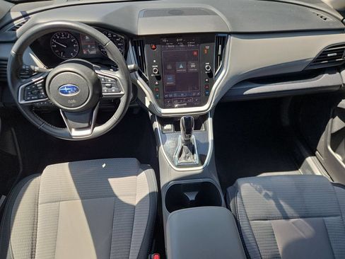 Used 2025 Subaru Outback Premium AWD/4WD image 26