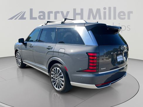 Used 2026 Hyundai Palisade Calligraphy AWD/4WD image 3