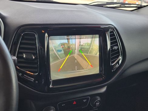 Used 2018 Jeep Compass Limited image 22