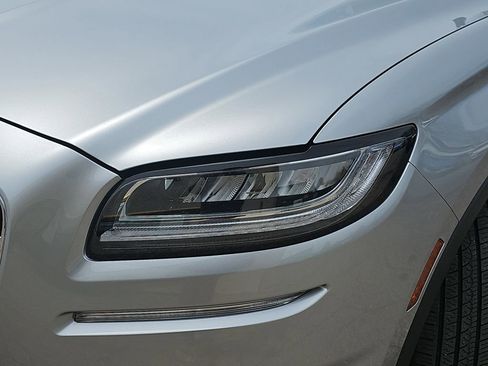 Used 2021 Lincoln Nautilus AWD w/ Equipment Group 101A image 37