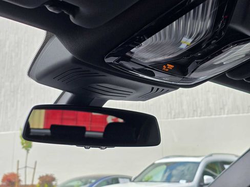 Used 2025 BMW X4 xDrive30i w/ Premium Package image 27