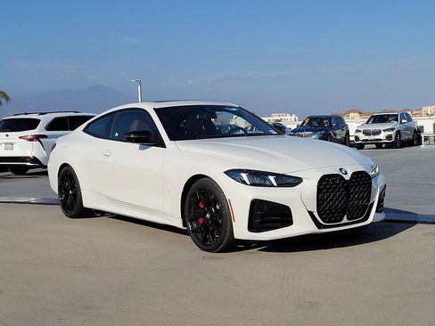 New 2026 BMW 430i Coupe w/ M Sport Package RWD image 4