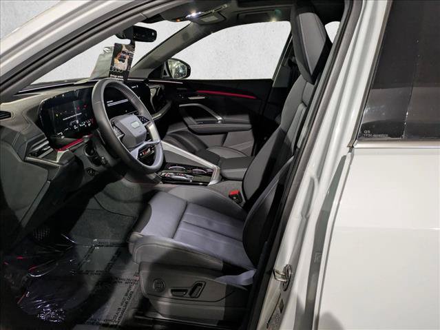 New 2025 Audi Q5 Premium AWD/4WD image 4