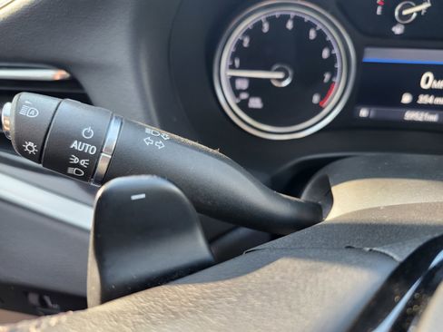 Used 2023 Buick Enclave Essence w/ Experience Buick Package image 16