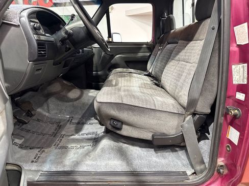 Used 1992 Ford F150 4x4 Regular Cab image 63