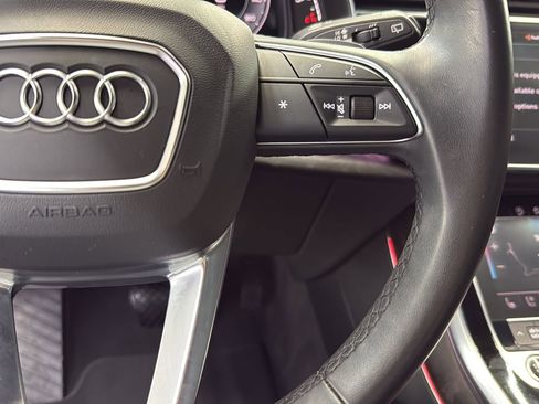 Used 2022 Audi Q7 2.0T Premium Plus w/ Premium Plus Package AWD/4WD image 12
