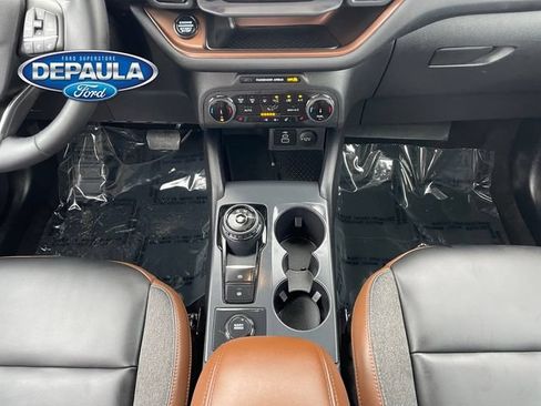 Used 2024 Ford Bronco Sport Outer Banks w/ Tech Package AWD/4WD image 14