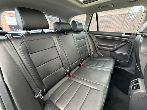 Used 2011 Volkswagen Jetta TDI w/ Wheel & Sunroof Pkg FWD image 25