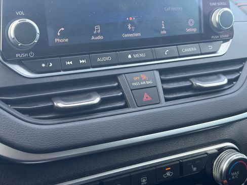 Certified 2019 Nissan Altima 2.5 SR w/ SR Premium Package image 26