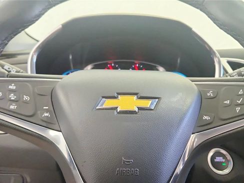 Used 2024 Chevrolet Equinox LT FWD image 26