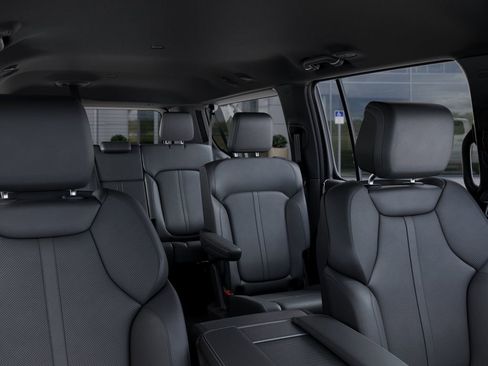 New 2026 Jeep Grand Wagoneer L 2WD image 26