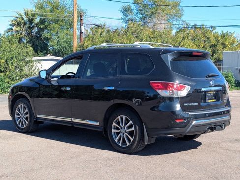 Used 2016 Nissan Pathfinder SL w/ SL Premium Package image 5