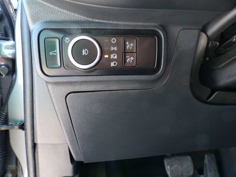 Used 2025 Ford Explorer ST-Line AWD/4WD image 13