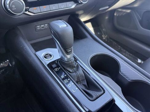 Used 2025 Nissan Altima 2.5 SV image 16