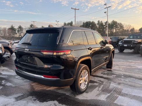 New 2025 Jeep Grand Cherokee Laredo X image 9