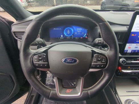 Used 2022 Ford Explorer ST w/ Equipment Group 401A image 22