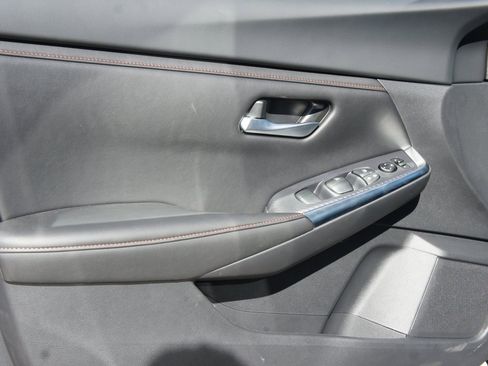 Certified 2024 Nissan Sentra SR image 27