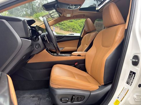 Certified 2024 Lexus NX 350 AWD w/ Vision Package image 17