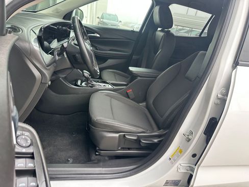 Used 2025 Buick Encore GX Preferred image 36