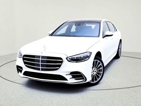 New 2026 Mercedes-Benz S 580 4MATIC Sedan image 2