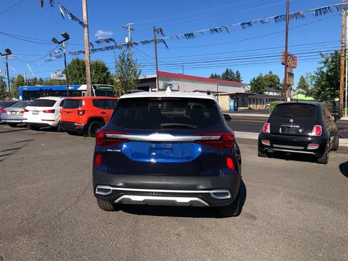Used 2022 Kia Seltos SX AWD/4WD image 3