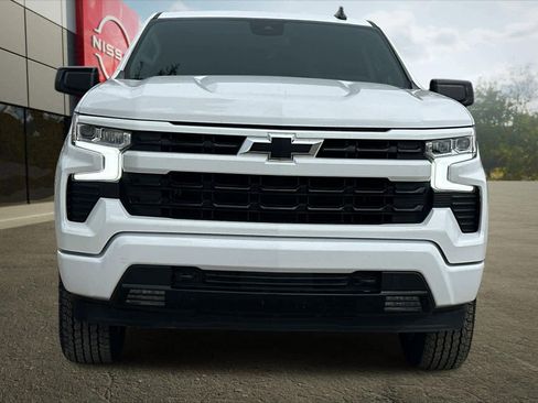 Used 2023 Chevrolet Silverado 1500 RST w/ Z71 Off-Road Package image 11