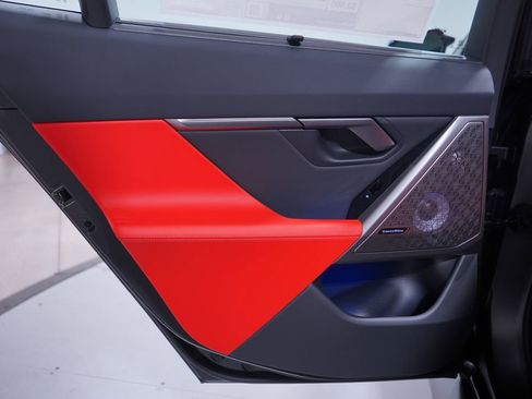 New 2026 BMW M5 Touring image 15