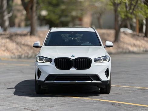 Used 2024 BMW X3 xDrive30i w/ Convenience Package AWD/4WD image 2