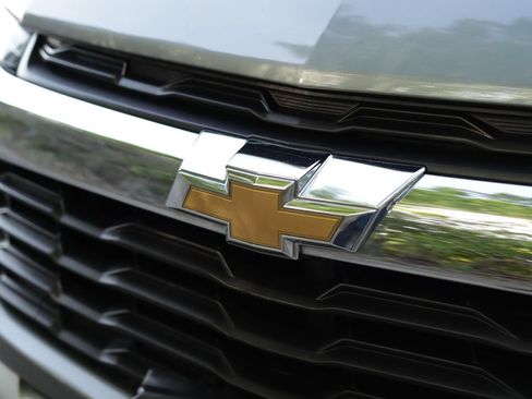 Used 2025 Chevrolet TrailBlazer LT AWD/4WD image 29