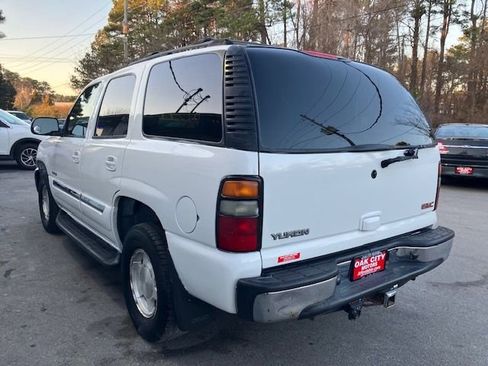 Used 2004 GMC Yukon SLE image 7