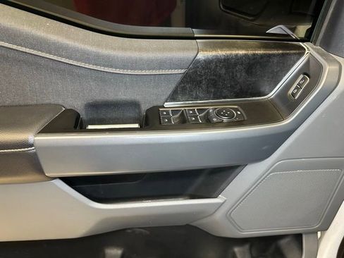 Used 2023 Ford F150 Lightning XLT AWD/4WD image 39