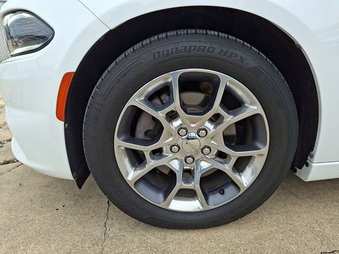 Used 2017 Dodge Charger SXT w/ AWD Plus Group image 28