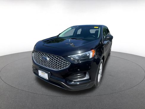 Used 2024 Ford Edge SEL image 7