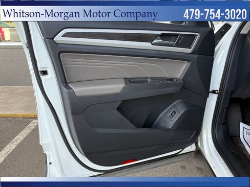 Used 2023 Volkswagen Atlas SE w/ Panoramic Sunroof Package FWD image 15