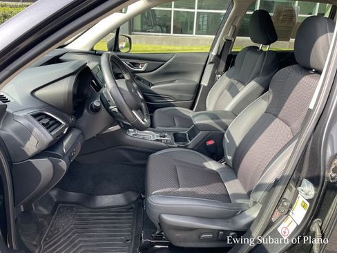 Used 2019 Subaru Forester Premium image 9