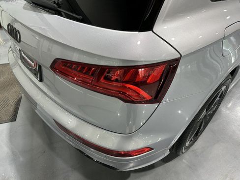 Used 2019 Audi SQ5 Prestige w/ Prestige Package AWD/4WD image 29