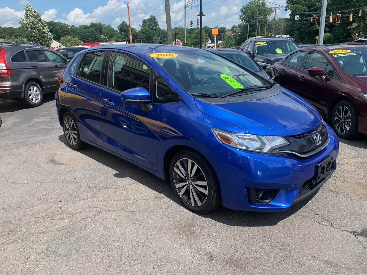 Used 2016 Honda Fit EX image 1