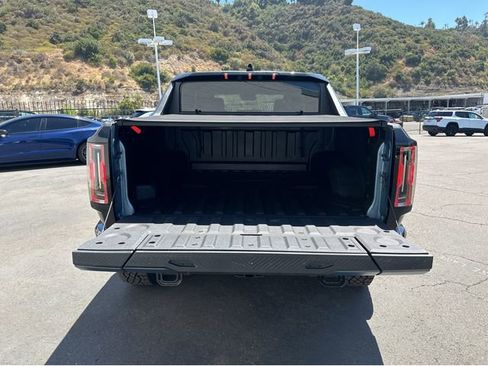 New 2024 GMC Hummer EV 3X w/ Omega Edition AWD/4WD image 31